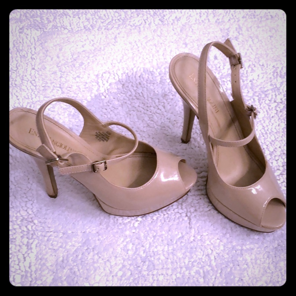Peep toe, nude sexy slingback pump 6.5